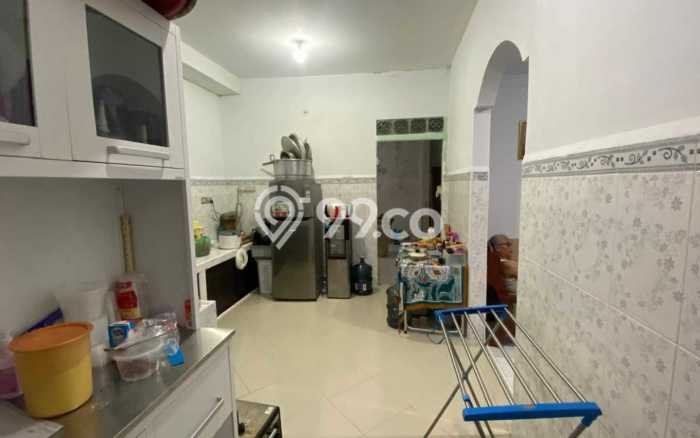 Hunian Impian Keluarga! Rumah 2 Lantai di Batam Centre, Batam, Luas 214m² LB 192m² Hunian Impian Keluarga! Rumah 2 Lantai di Batam Centre, Batam, Luas 214m² LB 192m²