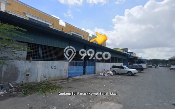 HARGA SPESIAL! Gudang Kawasan Sei Panas, Luas 432m², Jalan Utama HARGA SPESIAL! Gudang Kawasan Sei Panas, Luas 432m², Jalan Utama