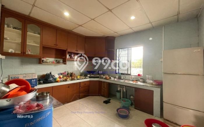 Area Ramai! Gudang Dijual di Sekupang untuk Bisnis Luas Bangunan 2568m2 Area Ramai! Gudang Dijual di Sekupang untuk Bisnis Luas Bangunan 2568m2