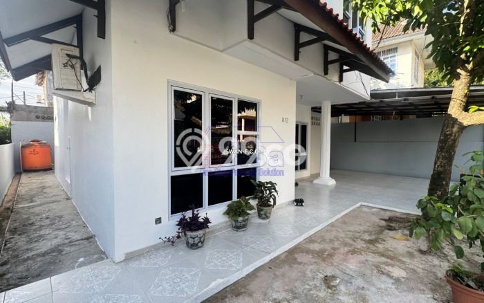 Rumah Minimalis LT 241m² Terawat di Bengkong, Dekat Tempat Strategis, Batam Rumah Minimalis LT 241m² Terawat di Bengkong, Dekat Tempat Strategis, Batam