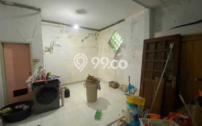 Hunian Impian Keluarga! Rumah 2 Lantai di Batam Centre, Batam, Luas 214m² LB 192m² Hunian Impian Keluarga! Rumah 2 Lantai di Batam Centre, Batam, Luas 214m² LB 192m²