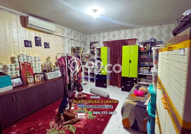 Ruko Dijual di Batam LT 95m2 & LB 285m2 Lokasi Terbaik! Ruko Dijual di Batam LT 95m2 & LB 285m2 Lokasi Terbaik!