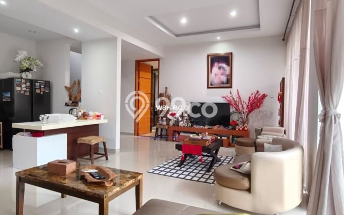 Rumah LT 780m2m² / LB 317m2m² Lokasi Strategis di Tiban, Batam Rumah LT 780m2m² / LB 317m2m² Lokasi Strategis di Tiban, Batam