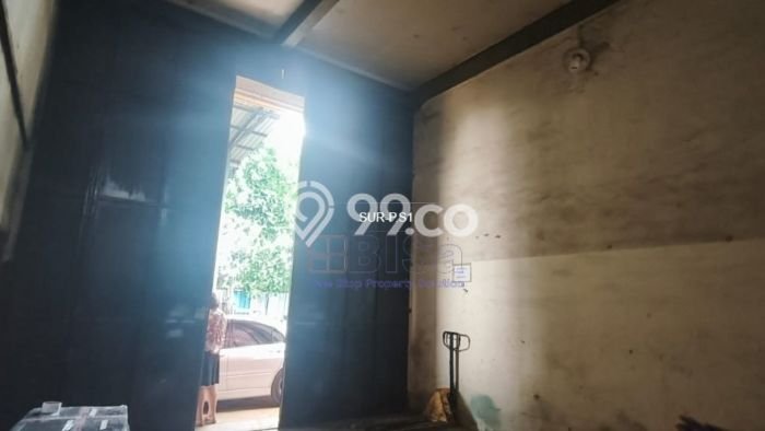 Gudang Disewa di Batam dengan LB 225m2 Area Komersial Ramai Gudang Disewa di Batam dengan LB 225m2 Area Komersial Ramai