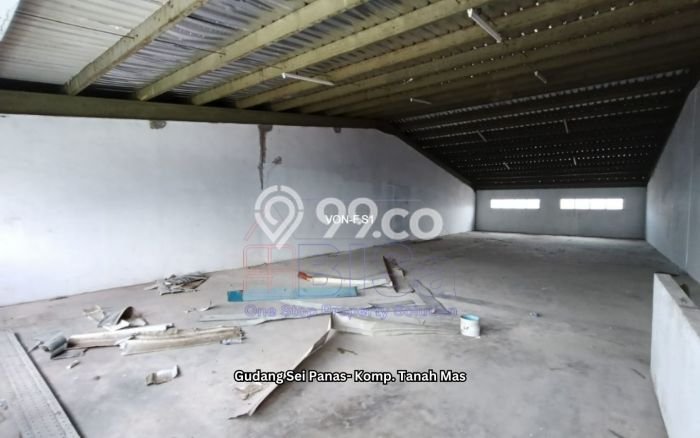 HARGA SPESIAL! Gudang Kawasan Sei Panas, Luas 432m², Jalan Utama HARGA SPESIAL! Gudang Kawasan Sei Panas, Luas 432m², Jalan Utama