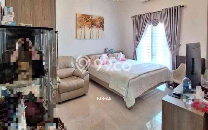 Ready to Use! Premium House LT 235m2 Desain Modern di Batam Centre Ready to Use! Premium House LT 235m2 Desain Modern di Batam Centre