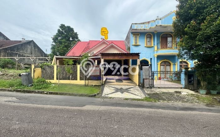 For Sale Hunian Rumah Terawat 4 Kamar di Batam Centre, Batam For Sale Hunian Rumah Terawat 4 Kamar di Batam Centre, Batam