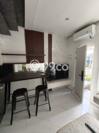 Disewakan! Rumah 2 Kamar Tidur &
2 Kamar Mandi di BSD, Tangerang Disewakan! Rumah 2 Kamar Tidur &
2 Kamar Mandi di BSD, Tangerang