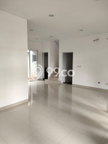 Rumah Eksklusif Dijual LT 180m2 di Cipondoh, Tangerang Rumah Eksklusif Dijual LT 180m2 di Cipondoh, Tangerang