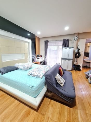 Rumah Luxury Modern Tanpa Renovasi di BSD City Tangerang Rumah Luxury Modern Tanpa Renovasi di BSD City Tangerang