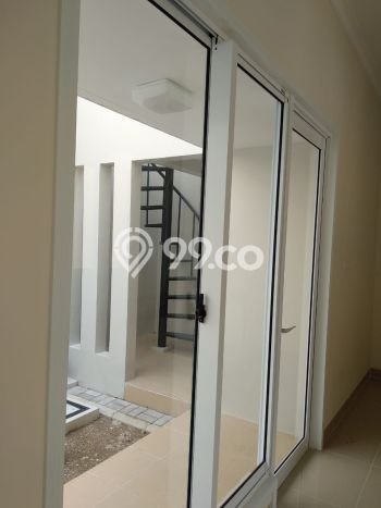 LOKASI TERBAIK! Rumah di Gading Serpong, 2 KM, Area Premium, Luas 128m² LB 132m² LOKASI TERBAIK! Rumah di Gading Serpong, 2 KM, Area Premium, Luas 128m² LB 132m²