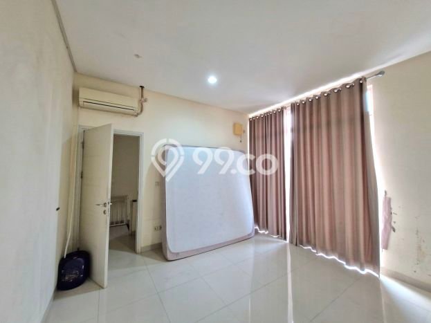 Dijual Rumah Mewah Exclusive di Cengkareng, Jakarta Barat Dijual Rumah Mewah Exclusive di Cengkareng, Jakarta Barat