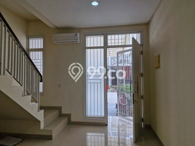 Sewa cepat hunian minimalis strategis 2 Kamar di Cipondoh, Tangerang Sewa cepat hunian minimalis strategis 2 Kamar di Cipondoh, Tangerang