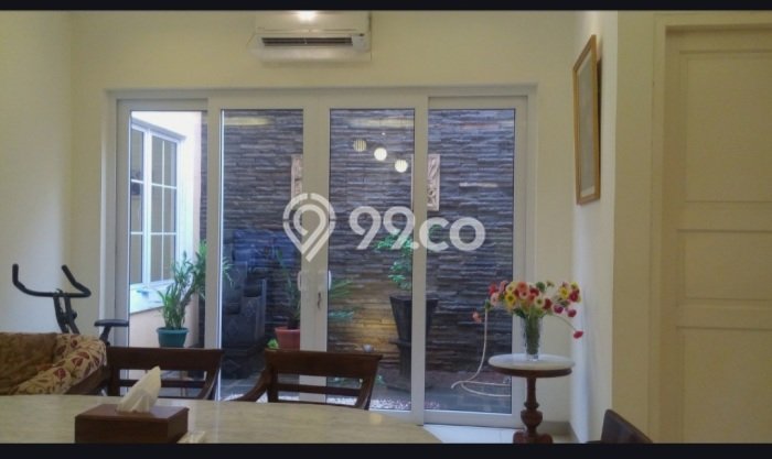 Dijual Rumah Mewah Megah Dengan View Cantik di Gading Serpong, Tangerang Dijual Rumah Mewah Megah Dengan View Cantik di Gading Serpong, Tangerang