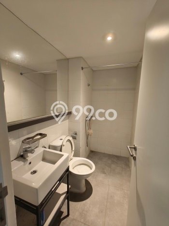 Disewakan! Rumah 2 Kamar Tidur &
2 Kamar Mandi di BSD, Tangerang Disewakan! Rumah 2 Kamar Tidur &
2 Kamar Mandi di BSD, Tangerang