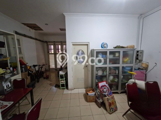 Jual Rumah Mewah Elegan Dengan View Cantik di Alam Sutera, Tangerang Jual Rumah Mewah Elegan Dengan View Cantik di Alam Sutera, Tangerang