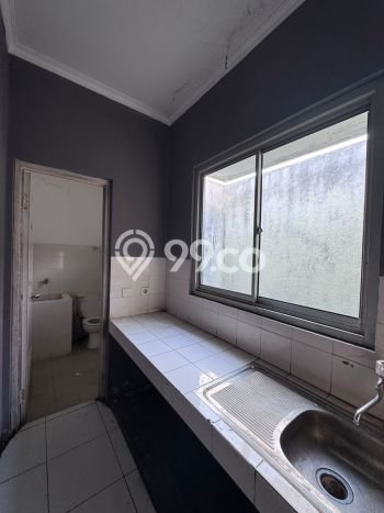 Unit Ruko Disewakan di Gading Serpong di Area Ramai & Strategis Unit Ruko Disewakan di Gading Serpong di Area Ramai & Strategis