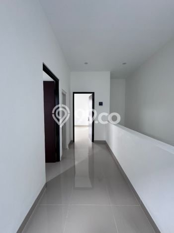 Rumah Luas Asri 3 KT Siap Pakai di Serpong Regency Melati Mas Tangerang Selatan Rumah Luas Asri 3 KT Siap Pakai di Serpong Regency Melati Mas Tangerang Selatan