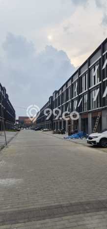 Ruko Kawasan Gading Serpong, Luas 163m², Disewakan, Pusat Komersial, Siap Operasional Ruko Kawasan Gading Serpong, Luas 163m², Disewakan, Pusat Komersial, Siap Operasional