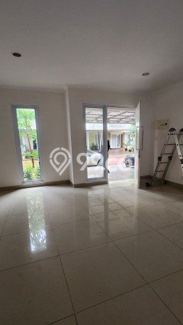 Sewa Rumah Murah di Gading Serpong Tangerang Punya 3 Kamar Tidur Sewa Rumah Murah di Gading Serpong Tangerang Punya 3 Kamar Tidur