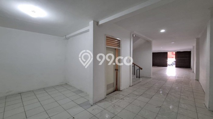 Ruko Strategis Kawasan Kelapa Gading, Luas 300m², Mainroad, Area Bisnis Aktif Ruko Strategis Kawasan Kelapa Gading, Luas 300m², Mainroad, Area Bisnis Aktif