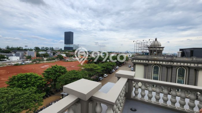 Ruko Area Bisnis di Alam Sutera, Luas 405m², Siap Usaha Ruko Area Bisnis di Alam Sutera, Luas 405m², Siap Usaha