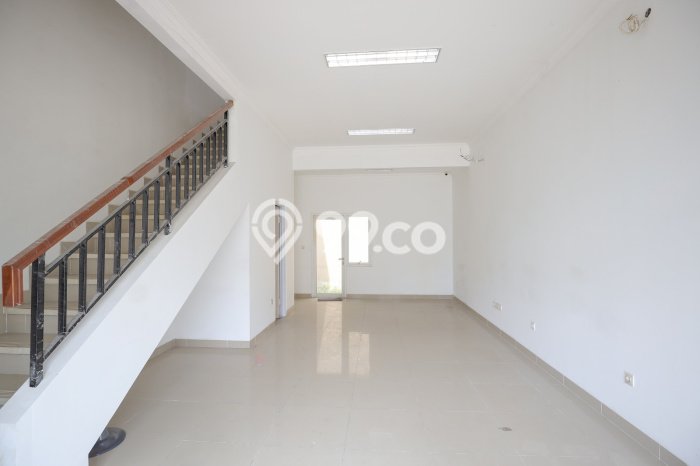 Ruko di Gading Serpong, Luas 150m², Pusat Bisnis, Lokasi Premium Ruko di Gading Serpong, Luas 150m², Pusat Bisnis, Lokasi Premium