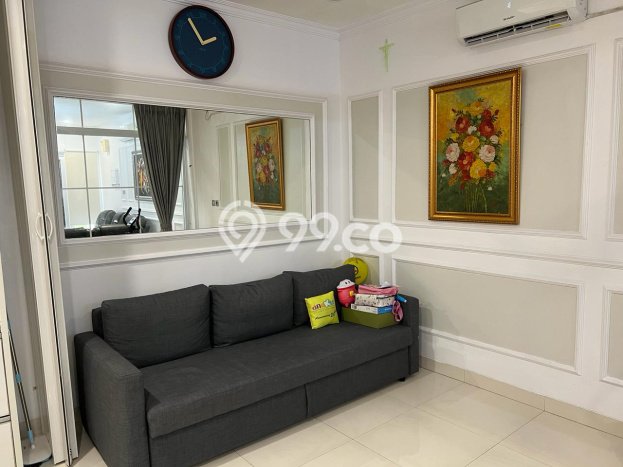 Rumah Nyaman dengan 4 Kamar Tidur dan 3 Kamar Mandi di Area Puri Mansion, Jakarta Barat Rumah Nyaman dengan 4 Kamar Tidur dan 3 Kamar Mandi di Area Puri Mansion, Jakarta Barat