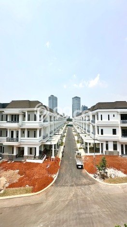 Rumah Elit Modern Tanpa Renovasi di Alam Sutera Tangerang Rumah Elit Modern Tanpa Renovasi di Alam Sutera Tangerang