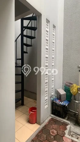 Disewakan! Rumah 3 Kamar Tidur &
3 Kamar Mandi di Gading Serpong The Spring, Tangerang Disewakan! Rumah 3 Kamar Tidur &
3 Kamar Mandi di Gading Serpong The Spring, Tangerang