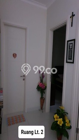 Rumah 4 KT 3 KM Semi Furnished di Gading Serpong, Dekat Supermarket, Tangerang Rumah 4 KT 3 KM Semi Furnished di Gading Serpong, Dekat Supermarket, Tangerang
