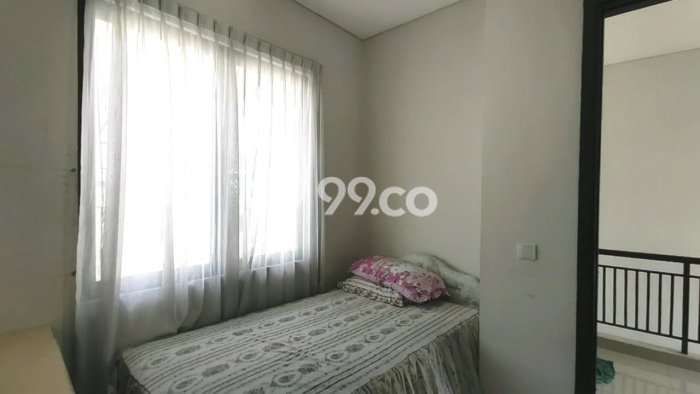 Disewakan Rumah Murah di BSD City Tangerang dengan 3 KT Disewakan Rumah Murah di BSD City Tangerang dengan 3 KT