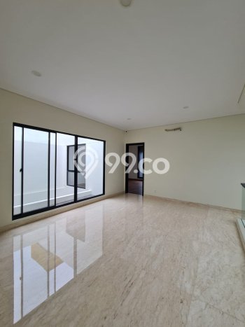 DIJUAL CEPAT! Rumah Siap Huni Lokasi Premium Gading Serpong, LT 204m² Bangunan 266m² DIJUAL CEPAT! Rumah Siap Huni Lokasi Premium Gading Serpong, LT 204m² Bangunan 266m²