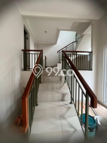 DIJUAL CEPAT! Rumah Siap Huni Area Strategis Gading Serpong Samara Village, Luas 80m² Bangunan 90m² DIJUAL CEPAT! Rumah Siap Huni Area Strategis Gading Serpong Samara Village, Luas 80m² Bangunan 90m²