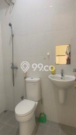 Disewakan! Rumah 3 Kamar Tidur &
3 Kamar Mandi di Gading Serpong The Spring, Tangerang Disewakan! Rumah 3 Kamar Tidur &
3 Kamar Mandi di Gading Serpong The Spring, Tangerang