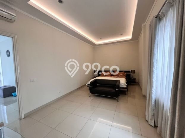 INVESTASI CERDAS! Rumah Premium Gading Serpong, Tangerang, Luas Tanah 160m² LB 200m² INVESTASI CERDAS! Rumah Premium Gading Serpong, Tangerang, Luas Tanah 160m² LB 200m²