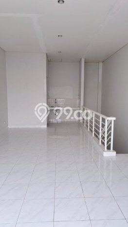 Ruko Lokasi Strategis Kawasan Gading Serpong, Luas 65m², For Rent, Area Bisnis Ruko Lokasi Strategis Kawasan Gading Serpong, Luas 65m², For Rent, Area Bisnis