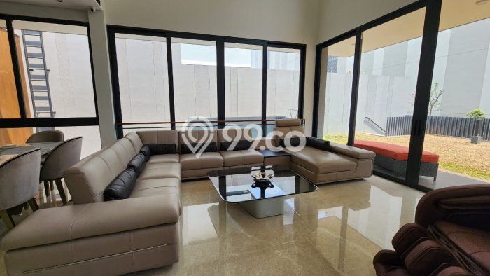 Rumah Idaman 5 Kamar Tidur Akses Mudah di BSD City, Tangerang Rumah Idaman 5 Kamar Tidur Akses Mudah di BSD City, Tangerang