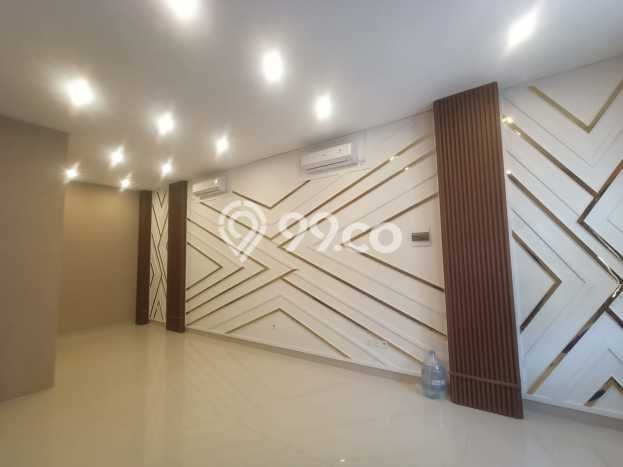 Ruko Disewakan di BSD City, Luas 115m², Jalan Strategis, Lokasi Mudah Ruko Disewakan di BSD City, Luas 115m², Jalan Strategis, Lokasi Mudah