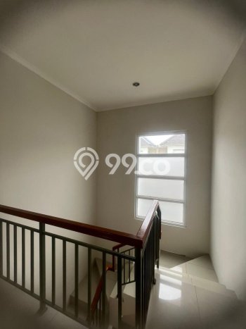 DIJUAL CEPAT! Rumah Siap Huni Area Strategis Gading Serpong Samara Village, Luas 80m² Bangunan 90m² DIJUAL CEPAT! Rumah Siap Huni Area Strategis Gading Serpong Samara Village, Luas 80m² Bangunan 90m²