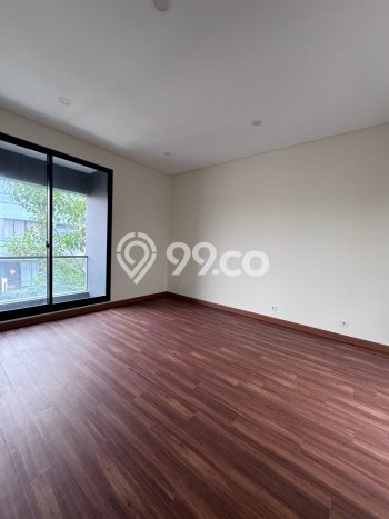 Rumah di , Siap Huni, 3 KM, Dekat Tangerang, Tangerang, LT 153m2m² Bangunan 196m2m² Rumah di , Siap Huni, 3 KM, Dekat Tangerang, Tangerang, LT 153m2m² Bangunan 196m2m²