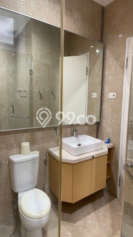 Jarang Ada! Rumah Sewa 3 Kamar Bagus Siap Huni Gading Serpong Jarang Ada! Rumah Sewa 3 Kamar Bagus Siap Huni Gading Serpong