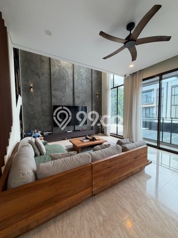 Jarang Ada! Rumah Sewa 4 Kamar Bagus Siap Huni BSD City Jarang Ada! Rumah Sewa 4 Kamar Bagus Siap Huni BSD City