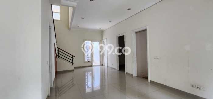 Jarang Ada! Rumah Sewa 4 Kamar Bagus Siap Huni Gading Serpong Pondok Hijau Golf Jarang Ada! Rumah Sewa 4 Kamar Bagus Siap Huni Gading Serpong Pondok Hijau Golf