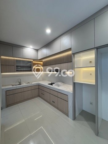 Rumah di , Siap Huni, 3 KM, Dekat Tangerang, Tangerang, LT 153m2m² Bangunan 196m2m² Rumah di , Siap Huni, 3 KM, Dekat Tangerang, Tangerang, LT 153m2m² Bangunan 196m2m²