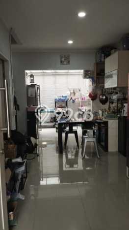 Rumah 3 KT 2 KM Semi Furnished di Gading Serpong, Dekat Mal, Tangerang Rumah 3 KT 2 KM Semi Furnished di Gading Serpong, Dekat Mal, Tangerang