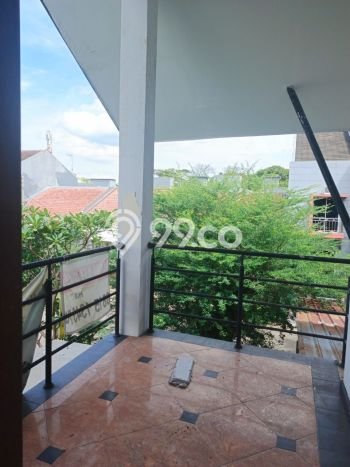 Siap Huni Rumah Mewah 5 Kamar di Lippo Cikarang Dekat ke Mana Saja Siap Huni Rumah Mewah 5 Kamar di Lippo Cikarang Dekat ke Mana Saja