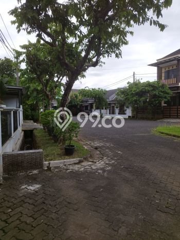 For Sale! Luxury House LT 355m2 Desain Elegan di Kemang Pratama For Sale! Luxury House LT 355m2 Desain Elegan di Kemang Pratama