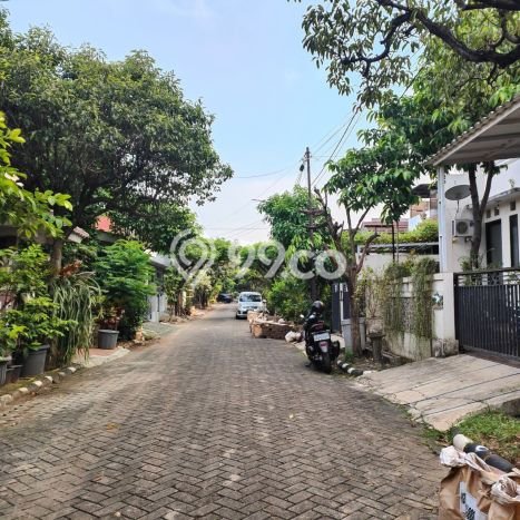 Properti Nyaman 5 KT Luas Tanah 162m² di Kemang Pratama, Bekasi Properti Nyaman 5 KT Luas Tanah 162m² di Kemang Pratama, Bekasi