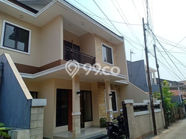 Rumah Mewah Dijual LT 135m2 di Tebet, Jakarta Selatan Rumah Mewah Dijual LT 135m2 di Tebet, Jakarta Selatan
